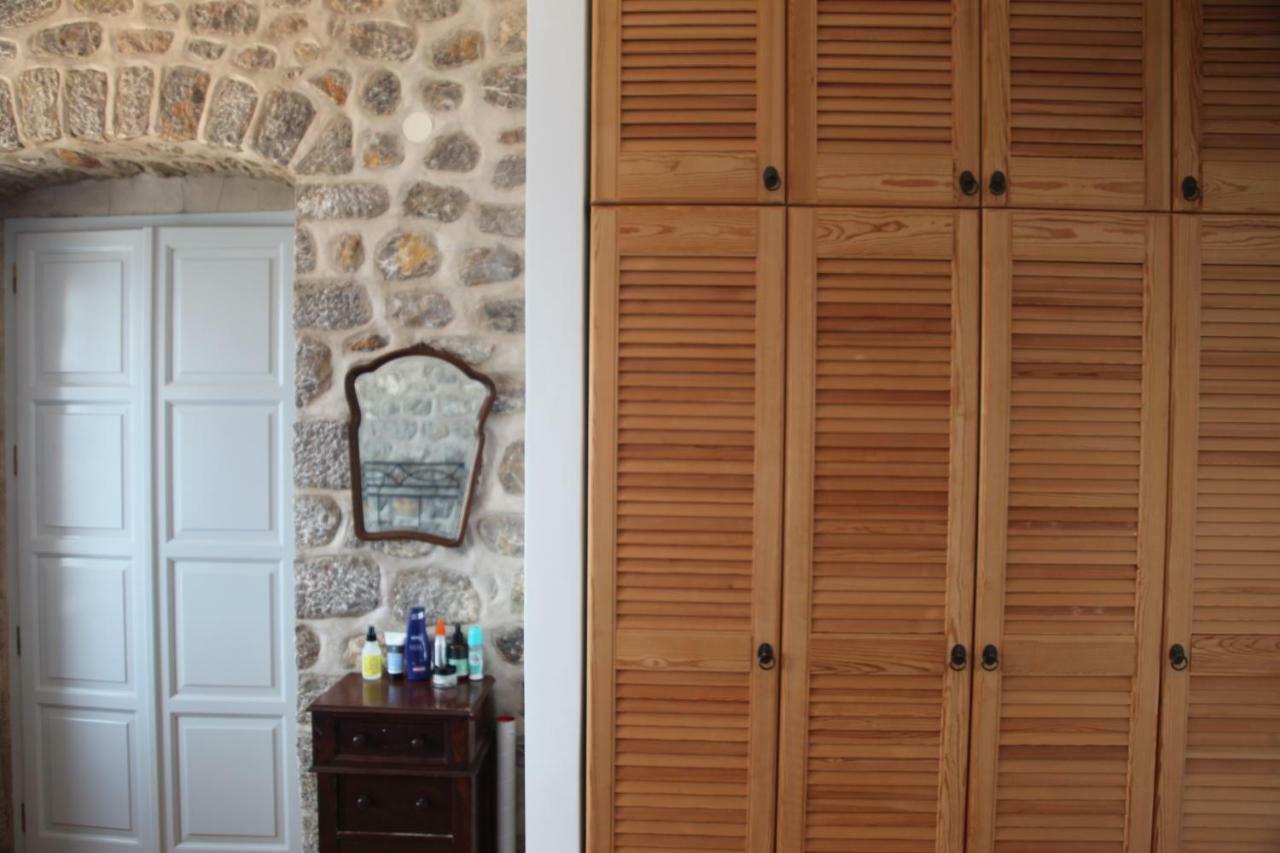 Alkioni Stone House Villa Ídra Kültér fotó
