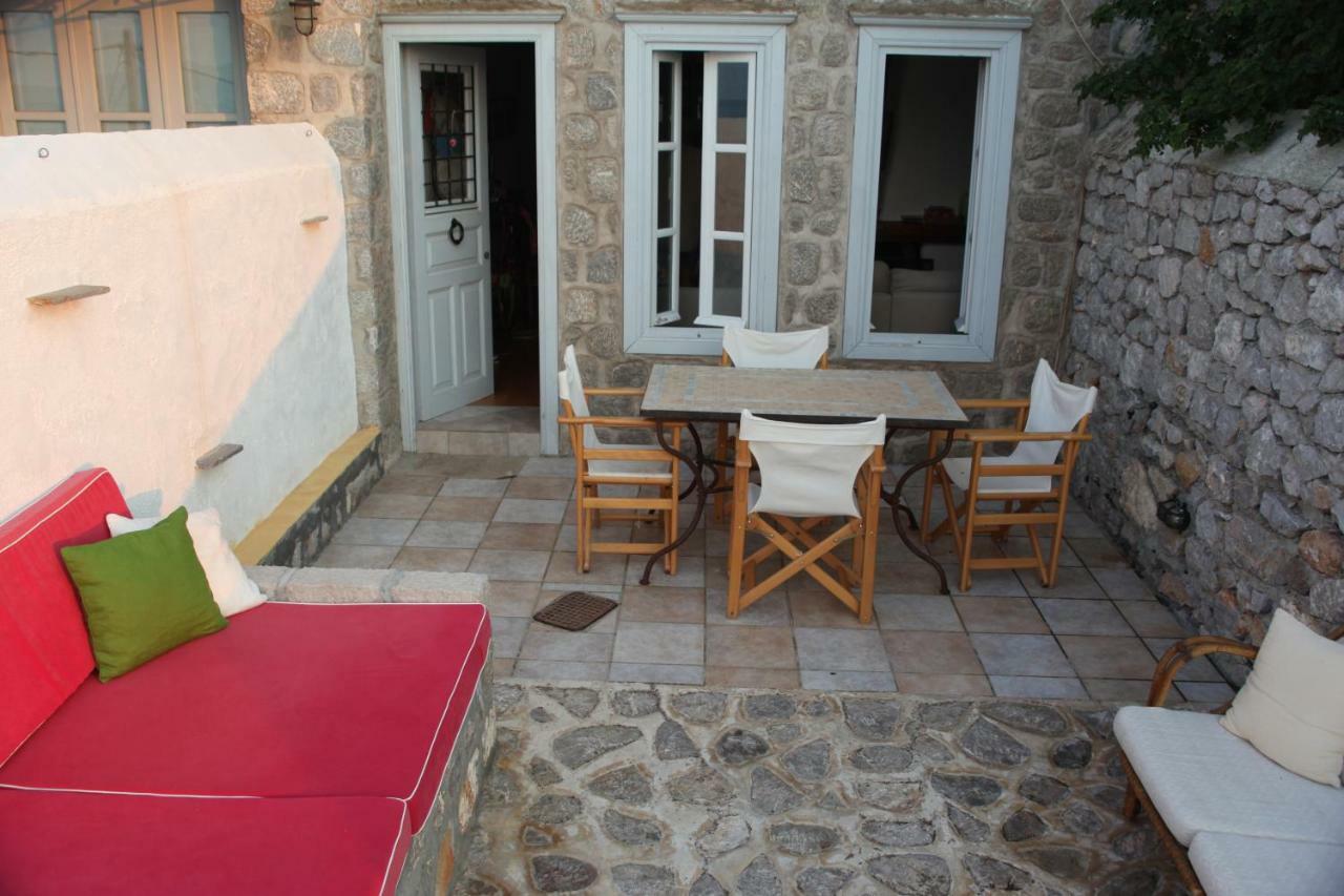 Alkioni Stone House Villa Ídra Kültér fotó