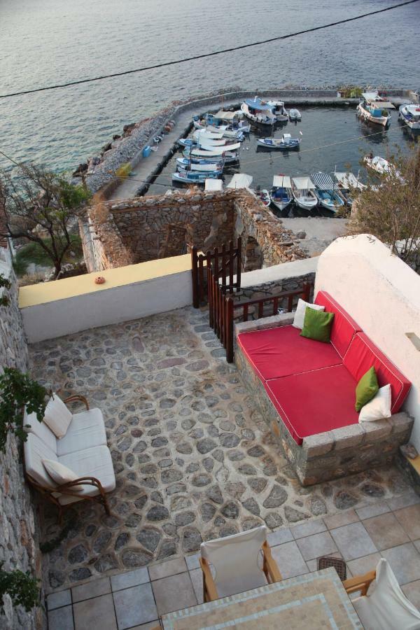 Alkioni Stone House Villa Ídra Kültér fotó
